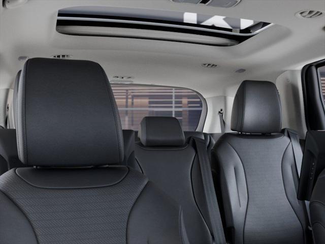 Photo of 2025 Ceramic Silver Kia Carnival Hybrid