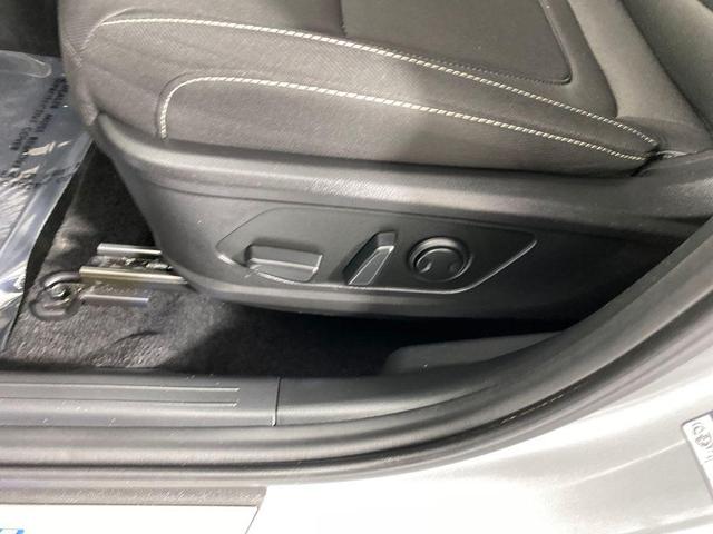 Photo of 2024 Shimmering Silver Hyundai TUCSON
