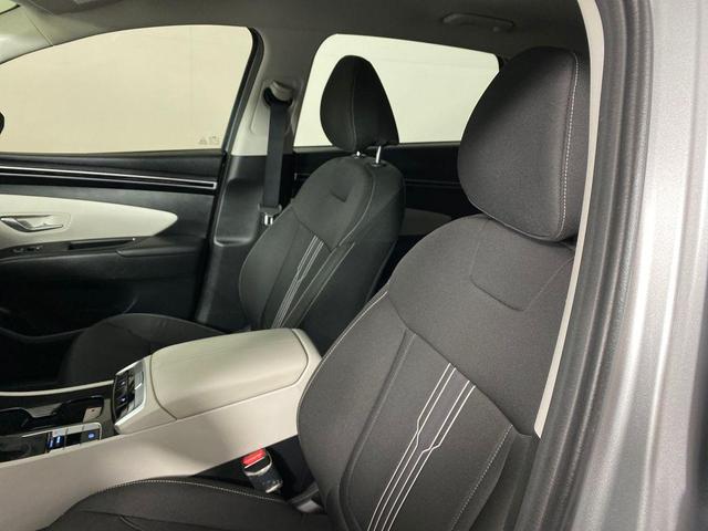 Photo of 2024 Shimmering Silver Hyundai TUCSON