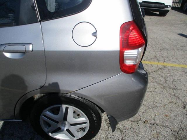 Photo of 2008 Gray Honda Fit