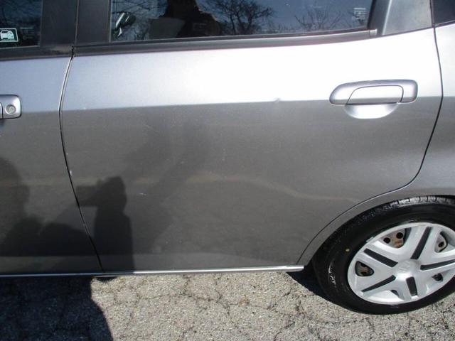 Photo of 2008 Gray Honda Fit