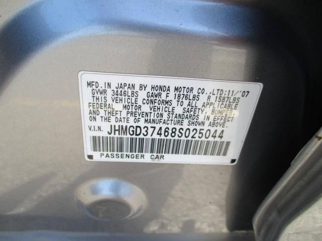 Photo of 2008 Gray Honda Fit