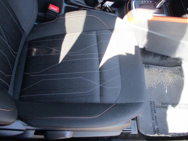 Photo of 2021 Luxe Yellow Ford EcoSport