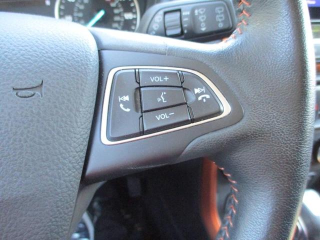 Photo of 2021 Luxe Yellow Ford EcoSport