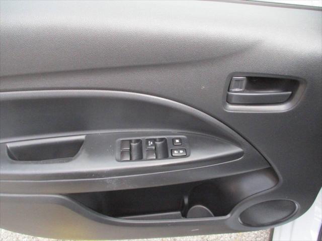 Photo of 2022 White Diamond Mitsubishi Mirage