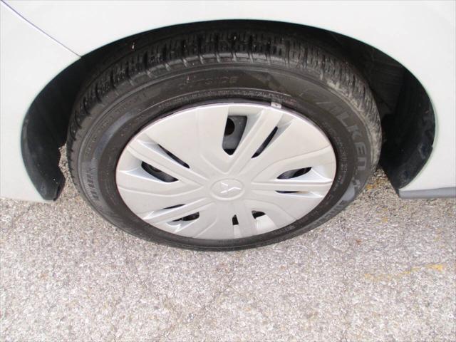 Photo of 2022 White Diamond Mitsubishi Mirage