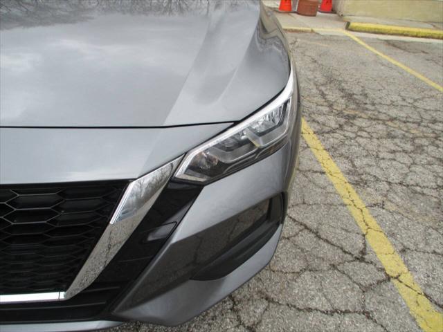 Photo of 2023 Gun Metallic Nissan Sentra