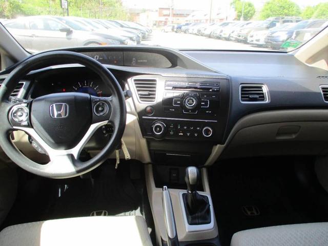 Photo of 2014 Gray Honda Civic