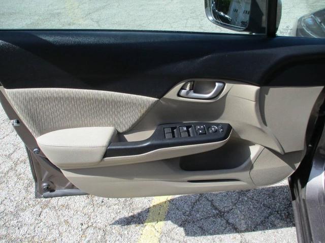 Photo of 2014 Gray Honda Civic