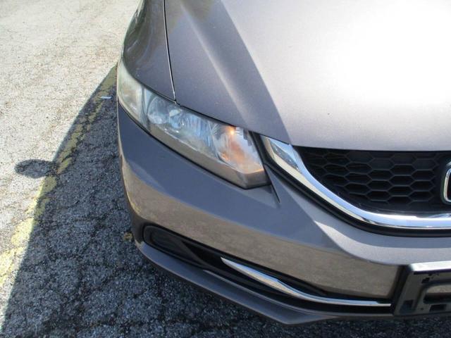 Photo of 2014 Gray Honda Civic