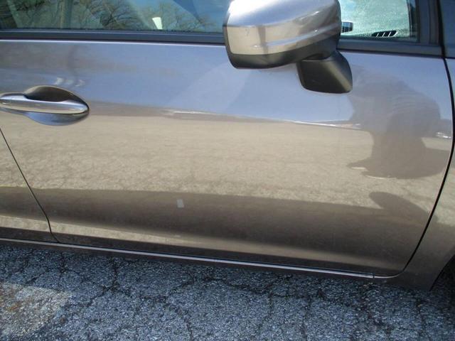 Photo of 2014 Gray Honda Civic