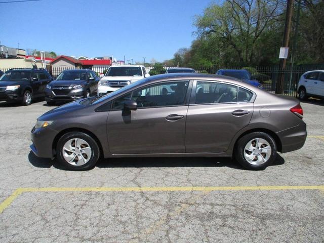 Photo of 2014 Gray Honda Civic