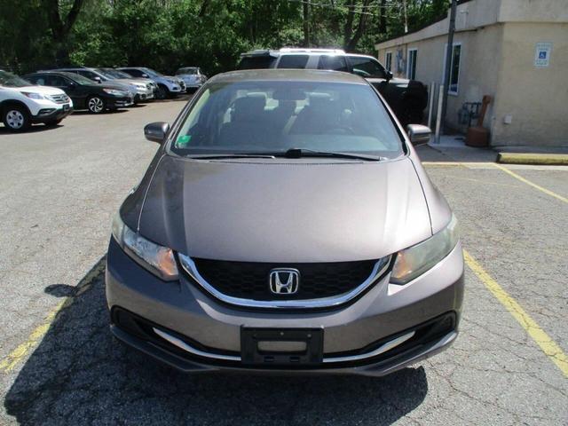 Photo of 2014 Gray Honda Civic