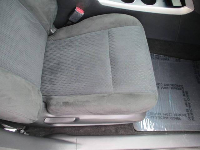 Photo of 2015 Brilliant Silver Nissan Altima
