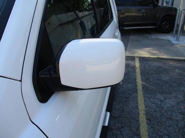 Photo of 2011 Taffeta White Honda Pilot