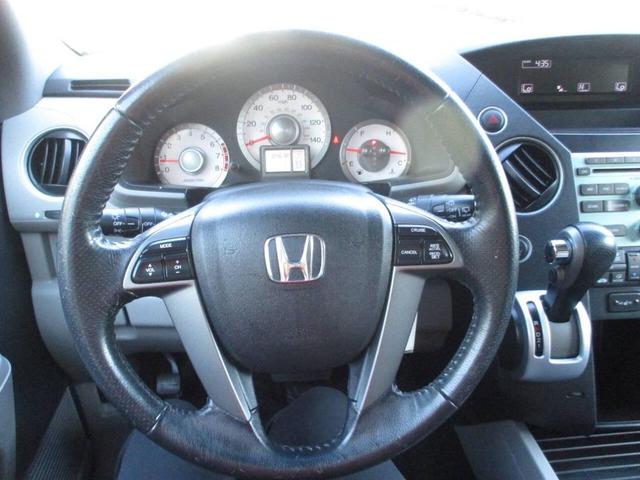Photo of 2011 Taffeta White Honda Pilot