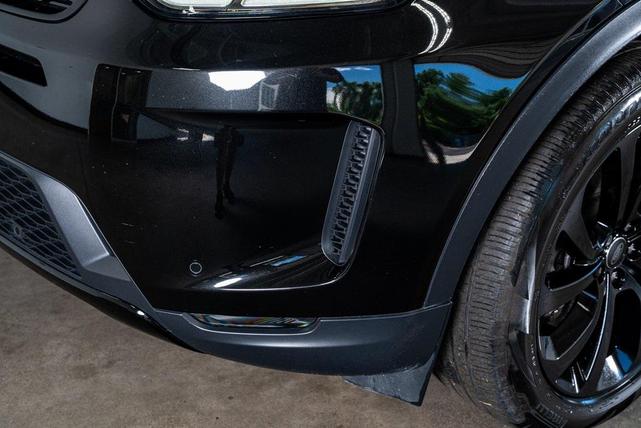 Photo of 2023 Santorini Black Metallic Land Rover Discovery Sport