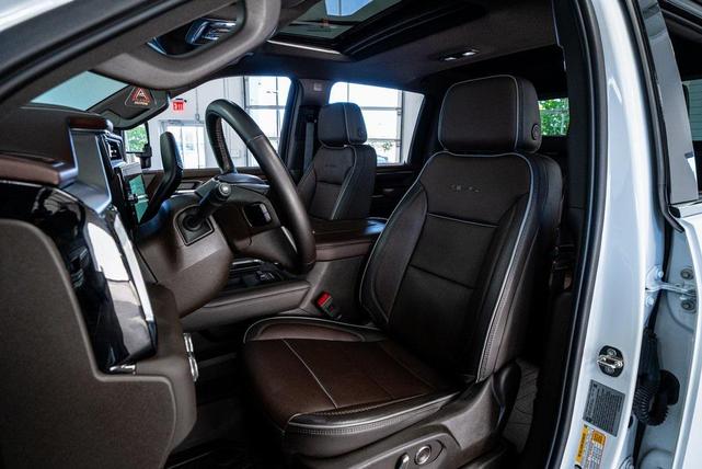 Photo of 2024 Summit White GMC Sierra 3500