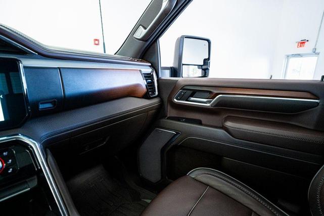 Photo of 2024 Summit White GMC Sierra 3500