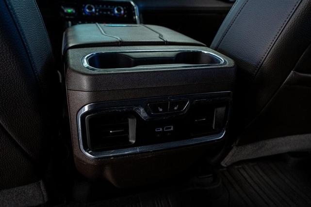 Photo of 2024 Summit White GMC Sierra 3500