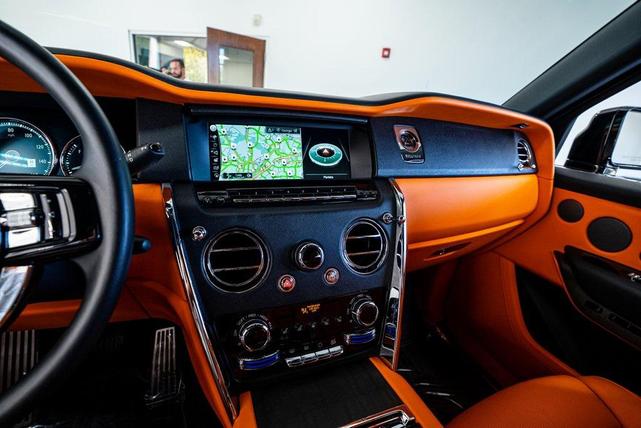 Photo of 2023 Sapphire Black Rolls-Royce Cullinan