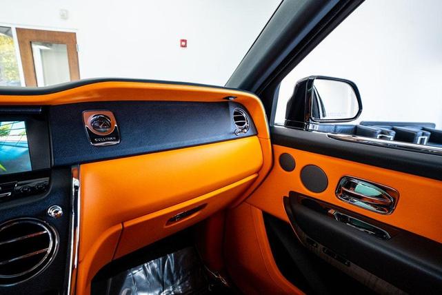 Photo of 2023 Sapphire Black Rolls-Royce Cullinan