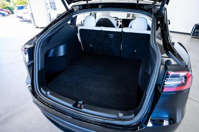 Photo of 2022 Solid Black Tesla Model Y