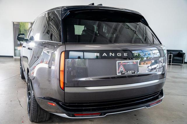 Photo of 2023 Gray Land Rover Range Rover