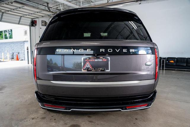 Photo of 2023 Gray Land Rover Range Rover