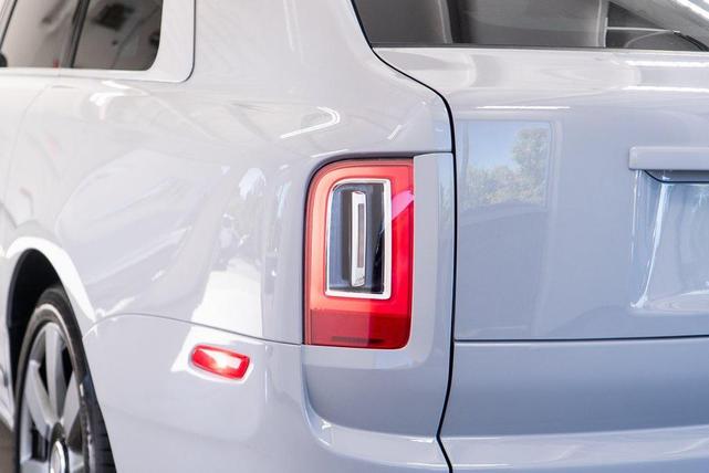 Photo of 2022 Gray Rolls-Royce Cullinan