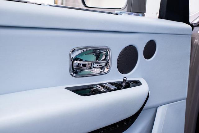 Photo of 2022 Gray Rolls-Royce Cullinan