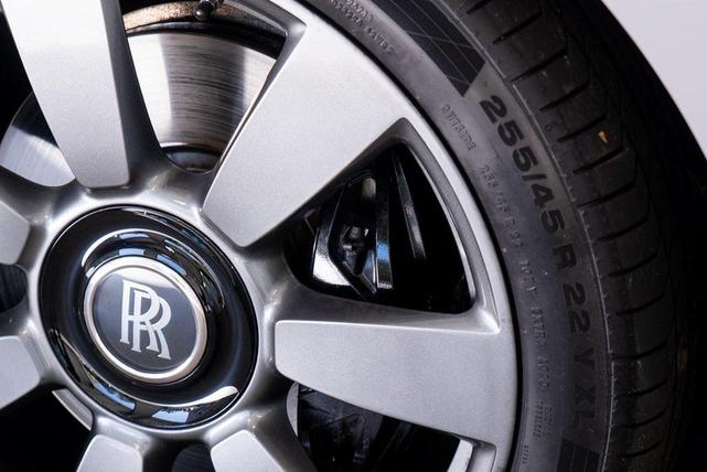 Photo of 2022 Gray Rolls-Royce Cullinan