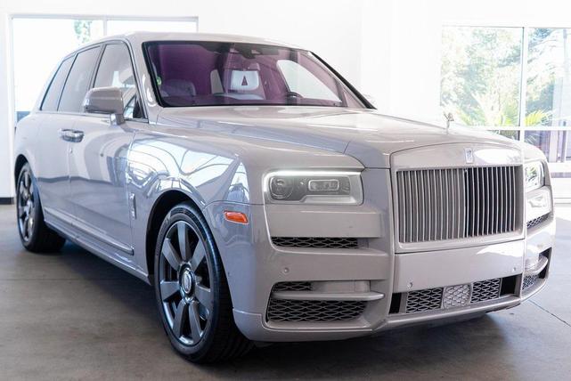 Photo of 2022 Gray Rolls-Royce Cullinan
