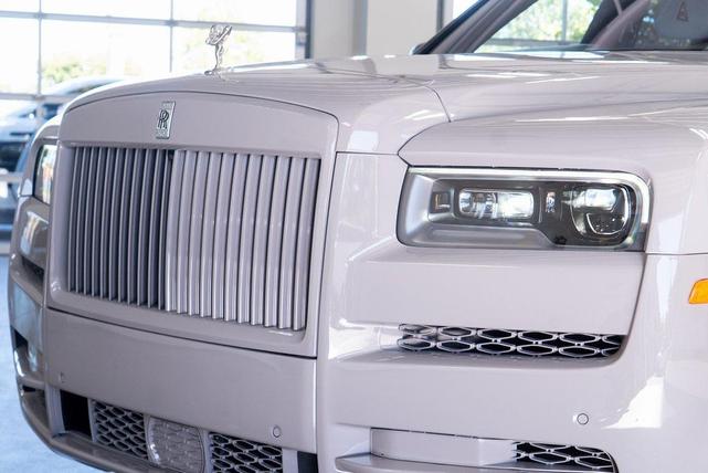 Photo of 2022 Gray Rolls-Royce Cullinan