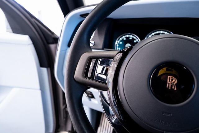 Photo of 2022 Gray Rolls-Royce Cullinan