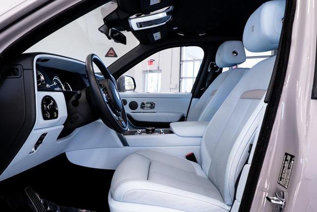 Photo of 2022 Gray Rolls-Royce Cullinan