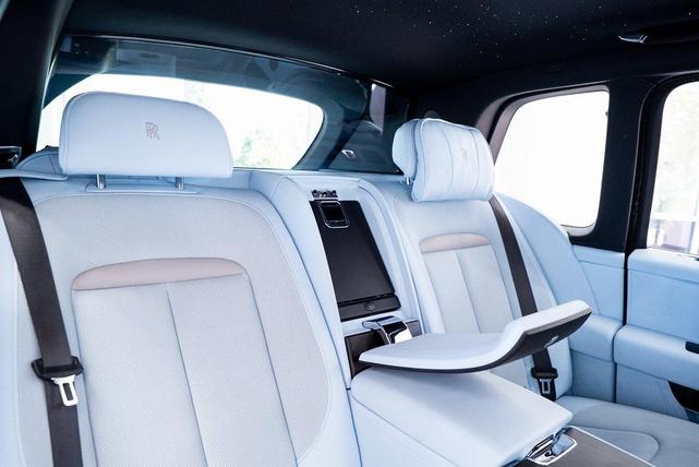 Photo of 2022 Gray Rolls-Royce Cullinan