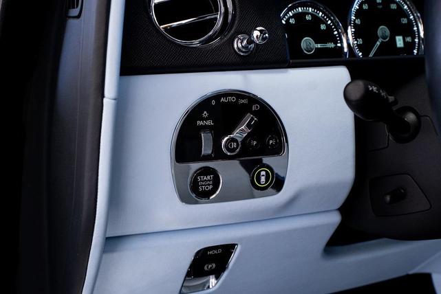 Photo of 2022 Gray Rolls-Royce Cullinan