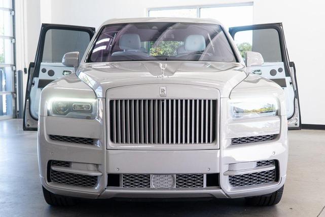 Photo of 2022 Gray Rolls-Royce Cullinan