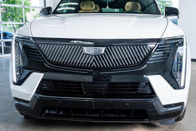 Photo of 2025 Summit White Cadillac Escalade IQ