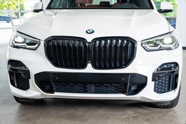 Photo of 2022 Alpine White BMW X5
