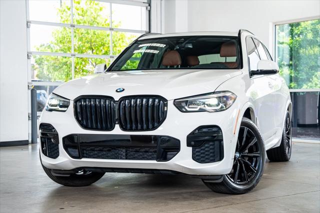 Photo of 2022 Alpine White BMW X5