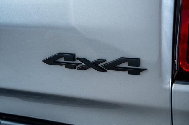 Photo of 2021 Billet Silver Metallic Clearcoat RAM 1500