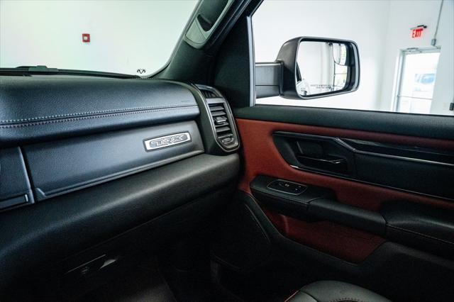 Photo of 2021 Billet Silver Metallic Clearcoat RAM 1500