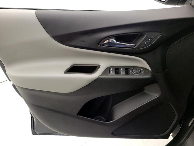 Photo of 2022 Gray Chevrolet Equinox