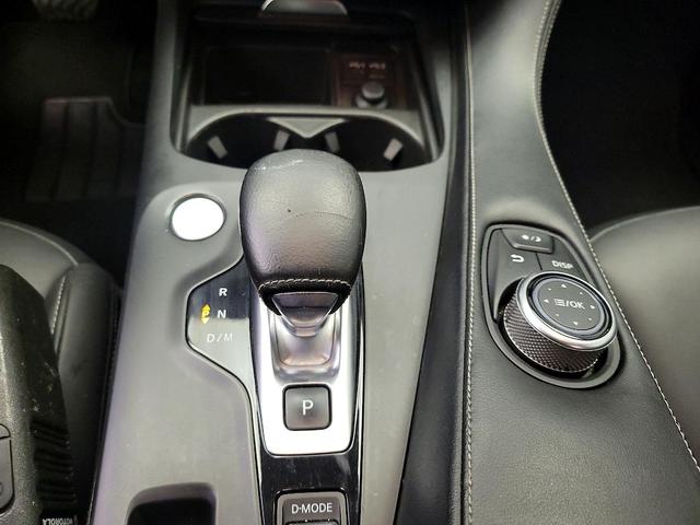 Photo of 2021 White INFINITI QX50