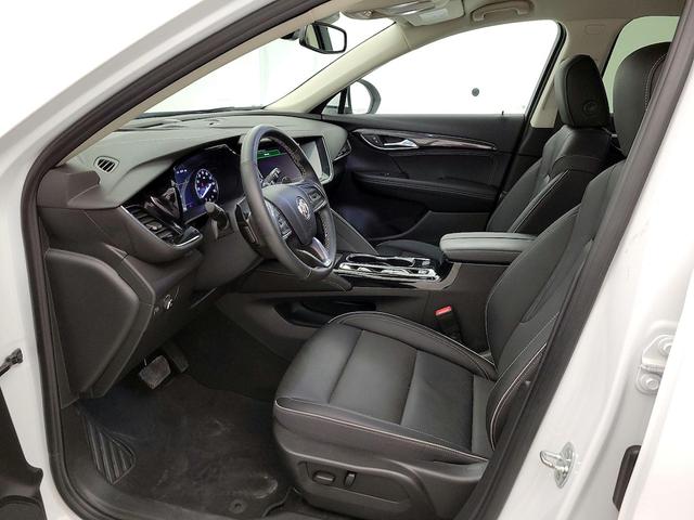 Photo of 2023 White Buick Envision