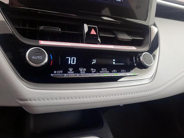 Photo of 2024 Silver Toyota Corolla