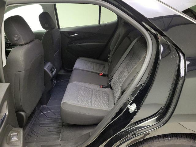 Photo of 2022 Black Chevrolet Equinox
