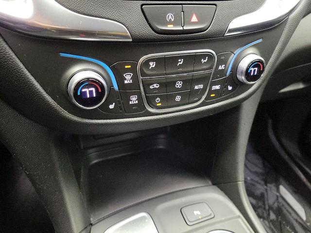 Photo of 2022 Black Chevrolet Equinox